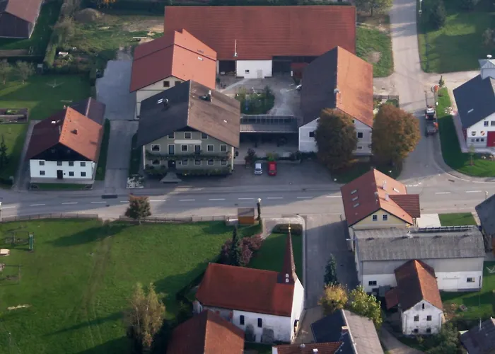 Hotell Osternacherhof 3*